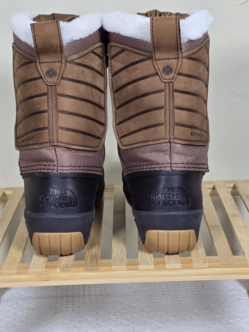 The North Face Women’s Waterproof Faux Fur Winter Snow Boots Brown  US 5.5 - Picture 7 of 10